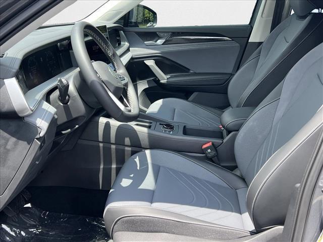 Photo of 2025 Platinum Gray Metallic Volkswagen Tiguan