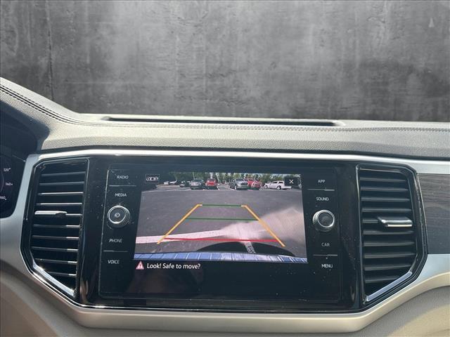 Photo of 2023 Tourmaline Blue Metallic Volkswagen Atlas