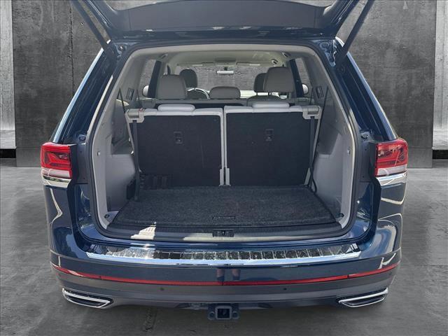 Photo of 2023 Tourmaline Blue Metallic Volkswagen Atlas