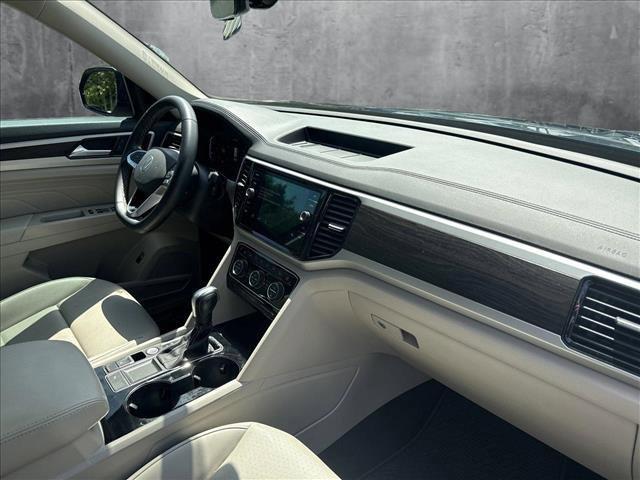 Photo of 2023 Tourmaline Blue Metallic Volkswagen Atlas