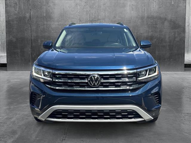 Photo of 2023 Tourmaline Blue Metallic Volkswagen Atlas