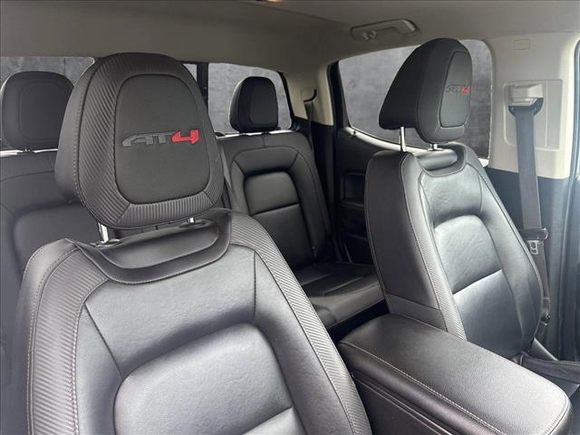 Photo of 2022 Summit White GMC Canyon