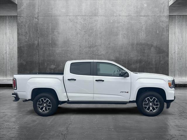 Photo of 2022 Summit White GMC Canyon