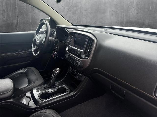 Photo of 2022 Summit White GMC Canyon