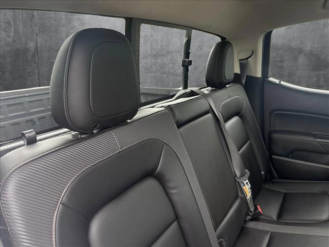 Photo of 2022 Summit White GMC Canyon