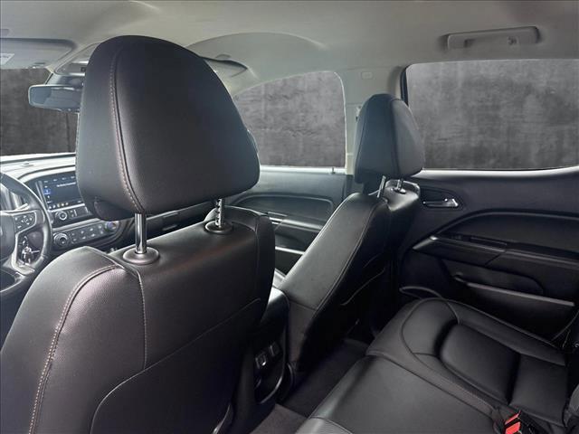 Photo of 2022 Summit White GMC Canyon