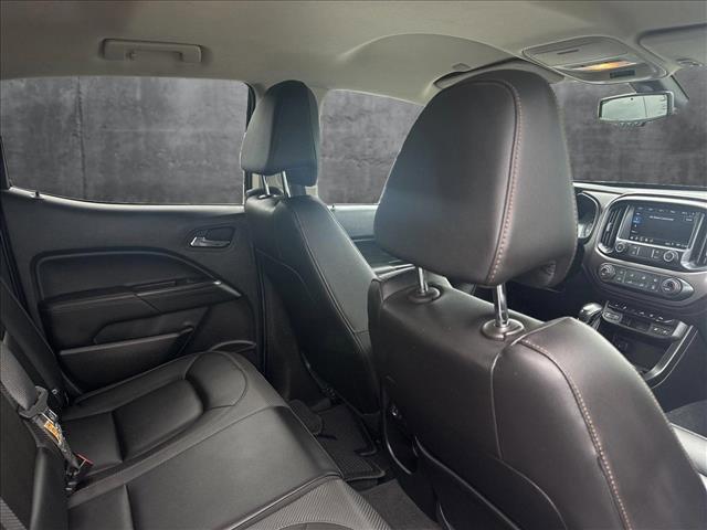 Photo of 2022 Summit White GMC Canyon