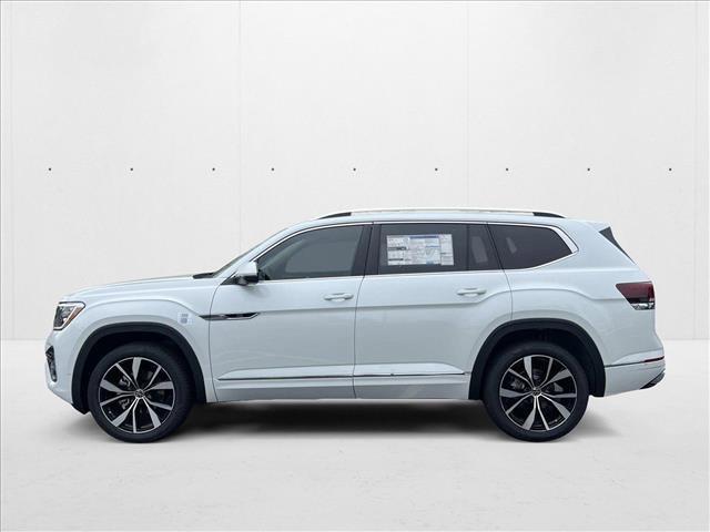 Photo of 2025 Opal White Pearl Volkswagen Atlas
