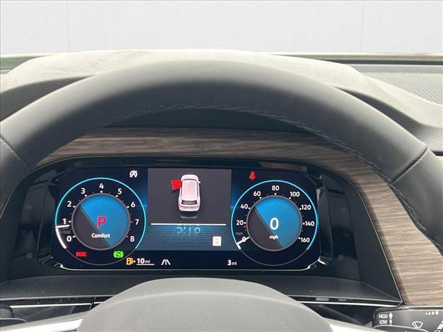 Photo of 2025 Opal White Pearl Volkswagen Atlas