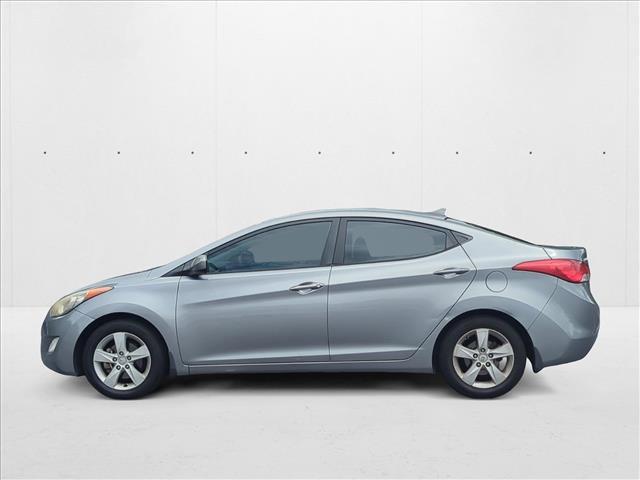 Photo of 2013 Titanium Gray Metallic Hyundai ELANTRA