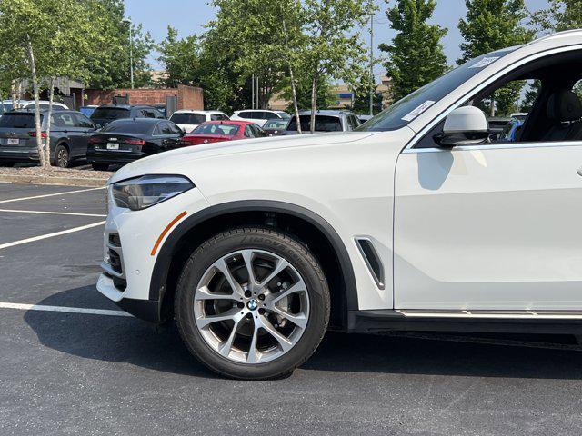 Photo of 2023 Alpine White BMW X5