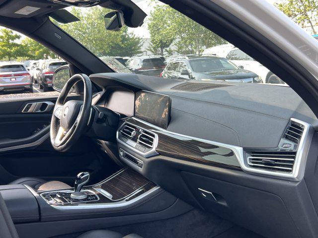 Photo of 2023 Alpine White BMW X5