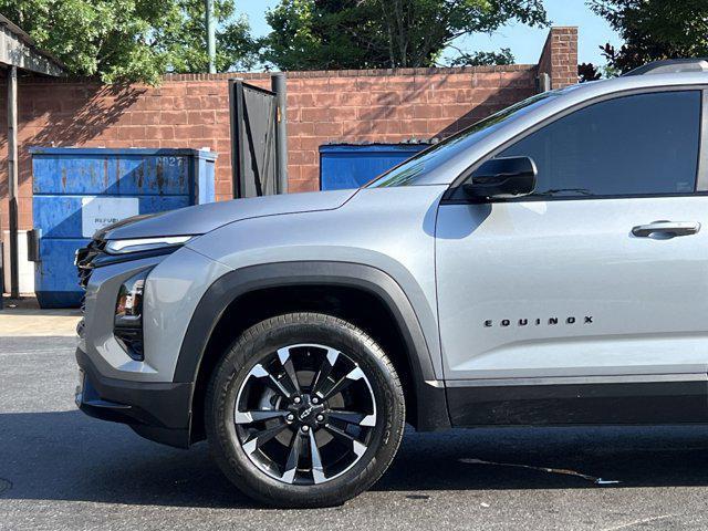 Photo of 2025 Sterling Gray Metallic Chevrolet Equinox