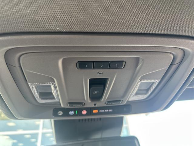 Photo of 2022 Onyx Black GMC Sierra 1500