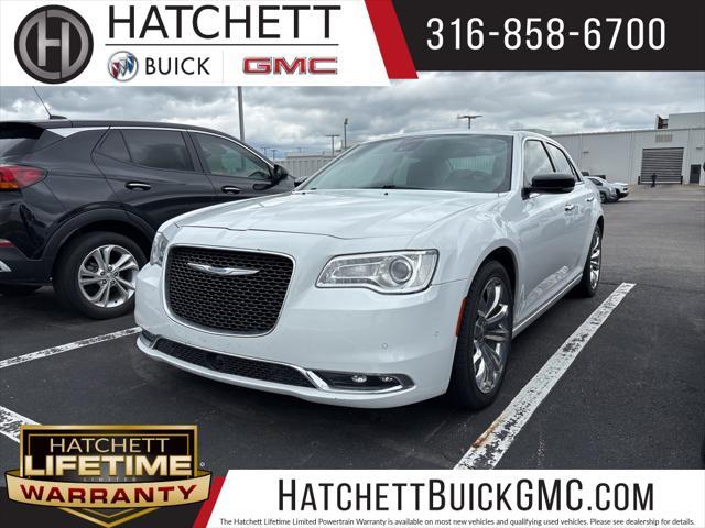 2017 Chrysler 300C