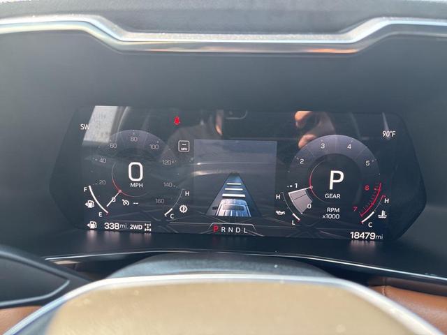 Photo of 2024 Summit White GMC Canyon