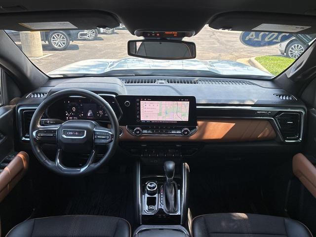 Photo of 2024 Summit White GMC Canyon