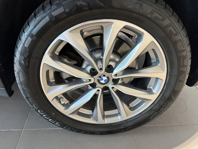 Photo of 2019 Phytonic Blue Metallic BMW X3