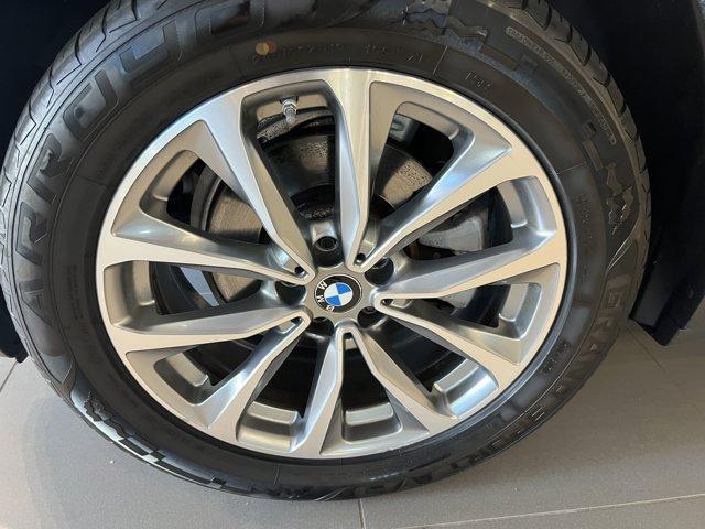 Photo of 2019 Phytonic Blue Metallic BMW X3