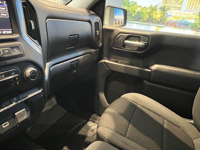 Photo of 2023 Jet Black BMW X3