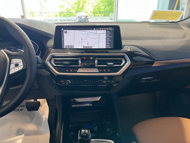 Photo of 2023 Jet Black BMW X3