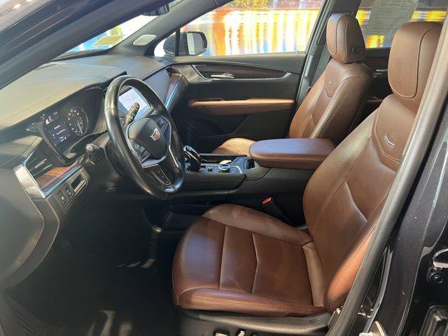 Photo of 2023 Wilder Metallic Cadillac XT5