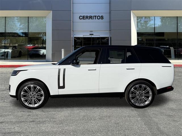 Photo of 2025 White Land Rover Range Rover