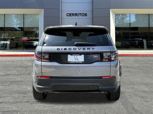 Photo of 2022 Gray Land Rover Discovery Sport