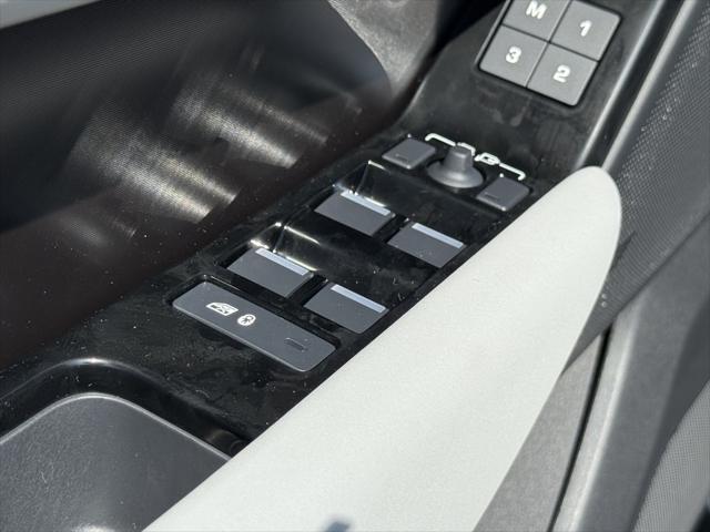 Photo of 2026 SANTORINI BLACK Land Rover Range Rover Velar
