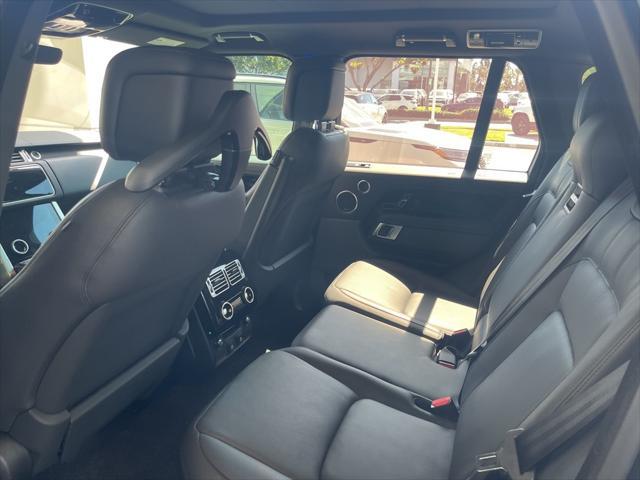 Photo of 2021 Santorini Black Land Rover Range Rover
