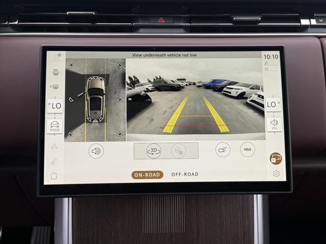 Photo of 2025 White Land Rover Range Rover