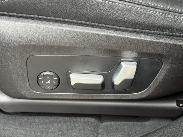 Photo of 2022 Black Sapphire Metallic BMW X3