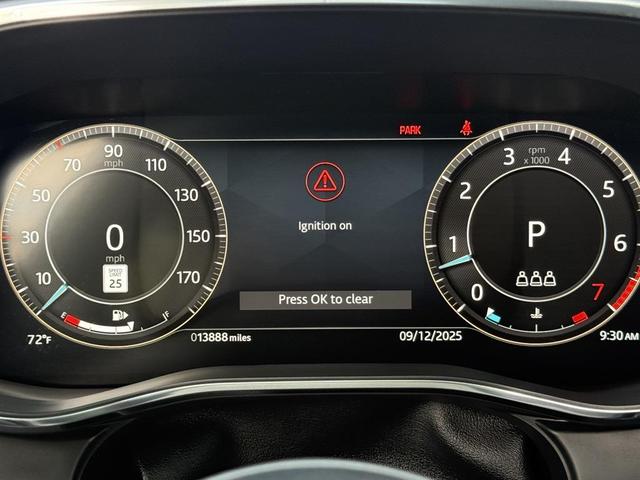Photo of 2024 Fuji White Jaguar F-PACE