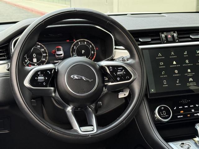 Photo of 2024 Fuji White Jaguar F-PACE