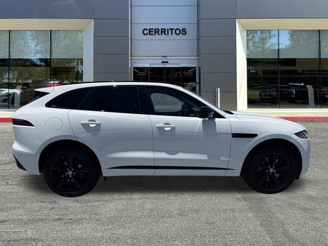 Photo of 2024 Fuji White Jaguar F-PACE
