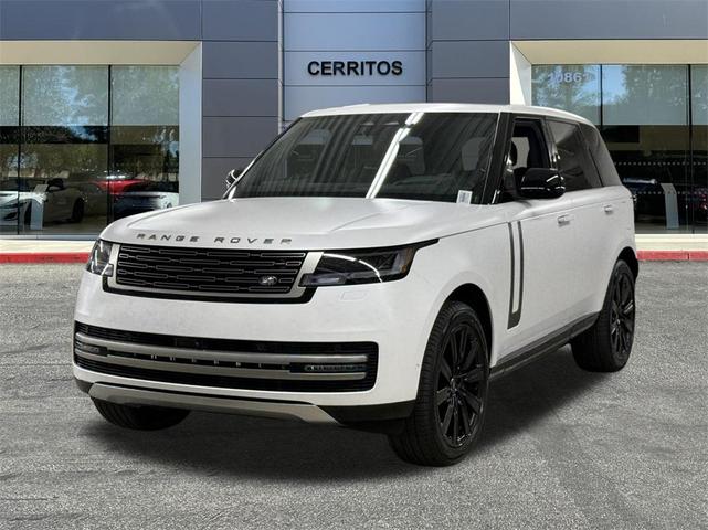 Photo of 2025 White Land Rover Range Rover