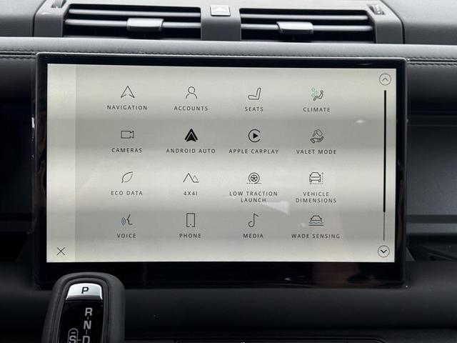 Photo of 2025 FUJI WHT Land Rover Defender