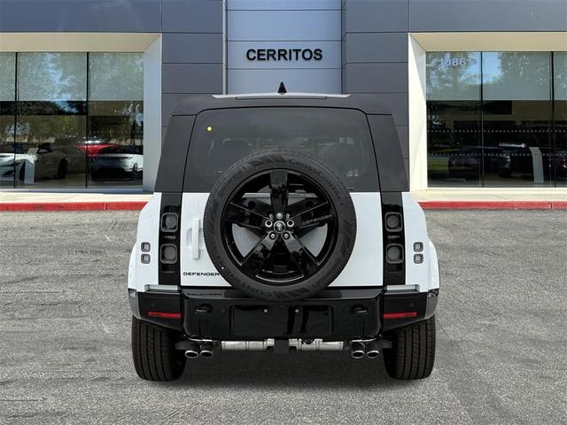 Photo of 2025 FUJI WHT Land Rover Defender