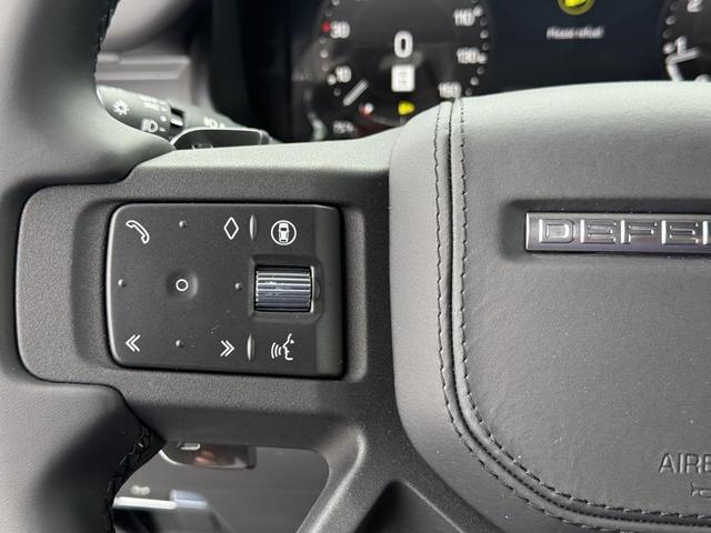 Photo of 2025 FUJI WHT Land Rover Defender
