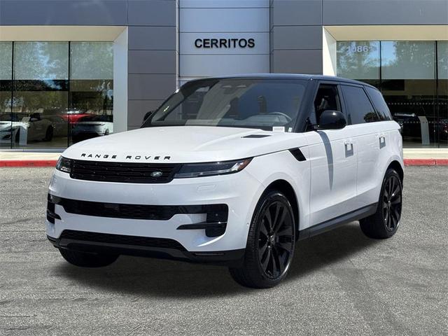 Photo of 2025 White Pearl Land Rover Range Rover Sport