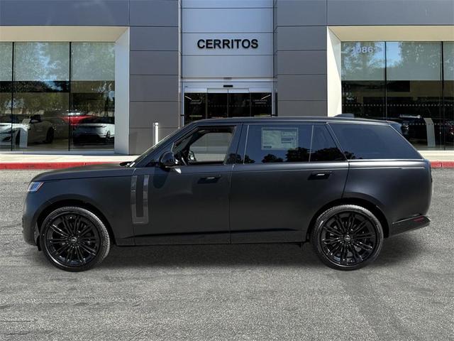 Photo of 2025 SANTORN BLK MET Land Rover Range Rover