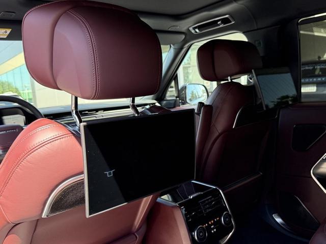 Photo of 2025 SANTORN BLK MET Land Rover Range Rover