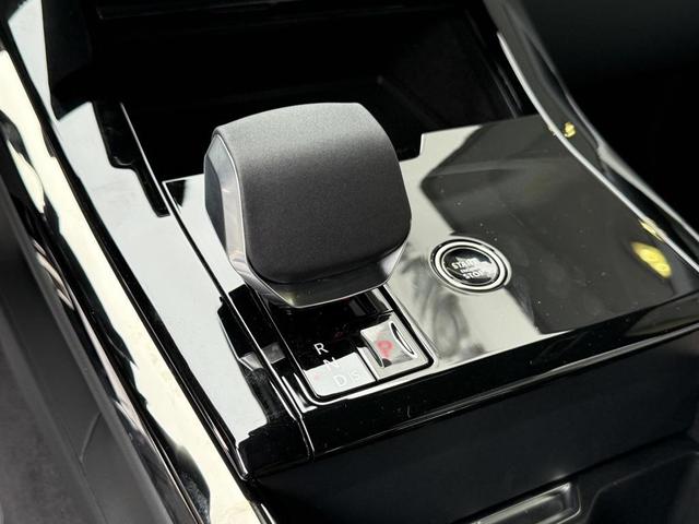 Photo of 2025 CARP GRY PRM MT Land Rover Range Rover Sport