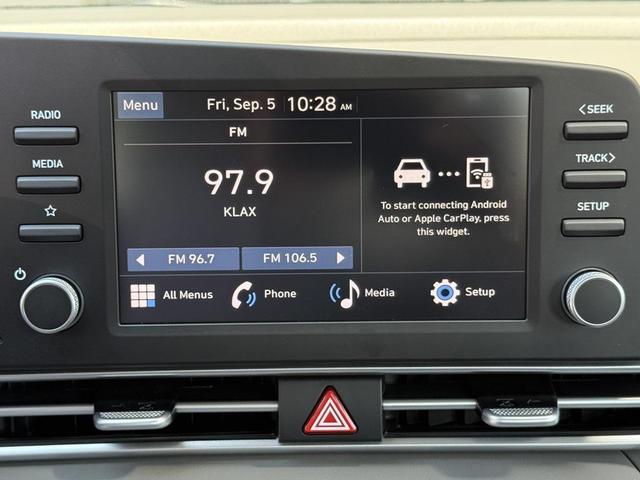 Photo of 2025 Ecotronic Gray Hyundai ELANTRA