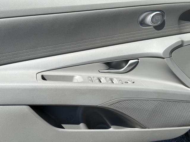 Photo of 2025 Ecotronic Gray Hyundai ELANTRA