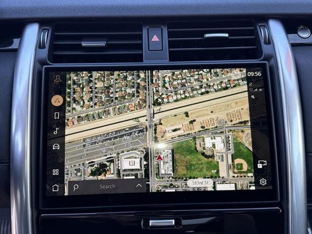 Photo of 2024 Santorini Black Land Rover Discovery