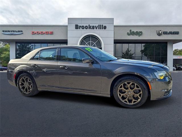 2017 Chrysler 300