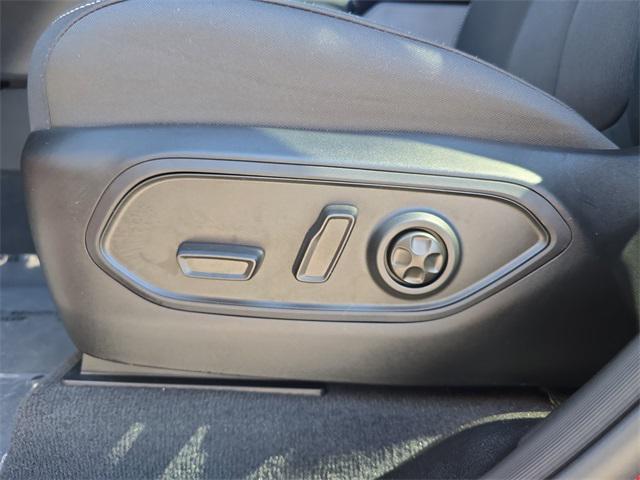 Photo of 2025 Velvet Red Pearlcoat Jeep Grand Cherokee