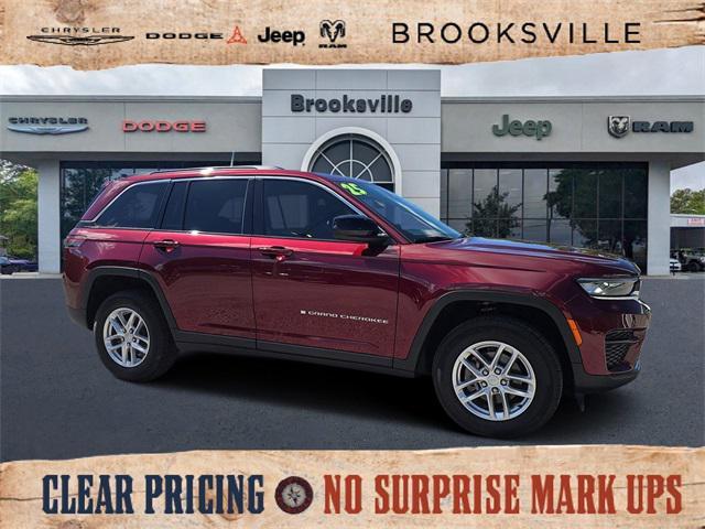 Photo of 2025 Velvet Red Pearlcoat Jeep Grand Cherokee