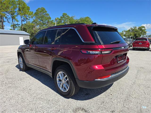 Photo of 2025 Velvet Red Pearlcoat Jeep Grand Cherokee